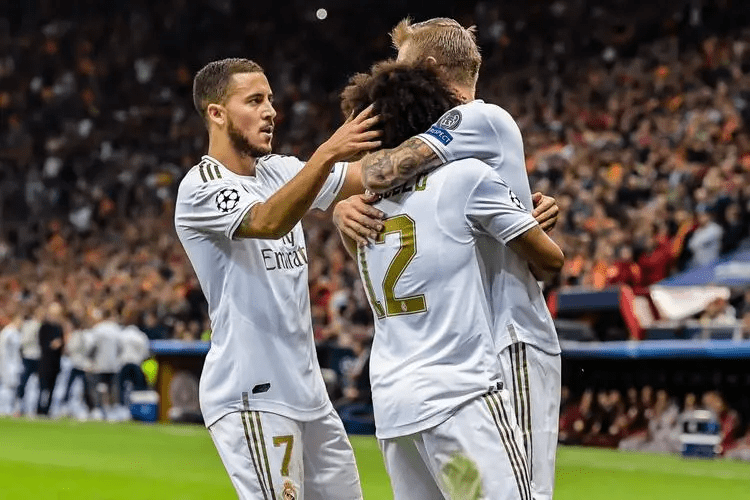 九游体育-包含广东宏远清晨止住颓势；志在欧超杯名次提升；质疑声仍在；纪律约束更严格的词条