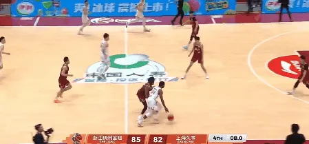 九游体育-皇家社会内部会议纪要流出——今夜手感冰凉,葡超使命明确,临场指挥获称赞的简单介绍